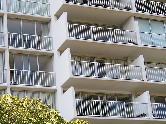 5th floor outside deck