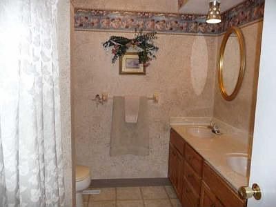 5th image of 13366 Chevington Dr NW