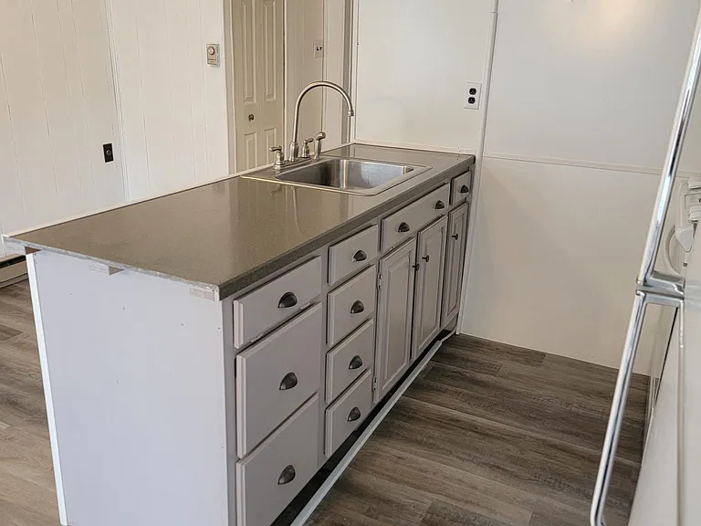 133 E Market St #2 — Photo 3