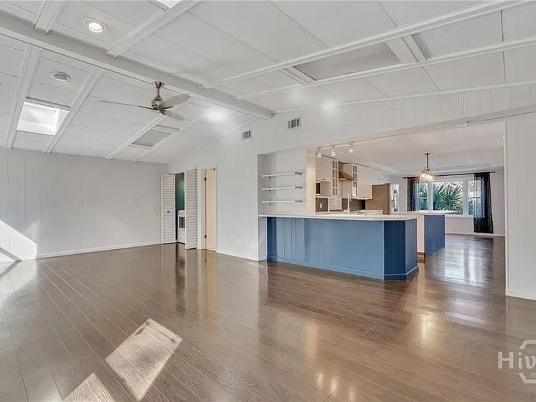 2337 Shirley Dr — Photo 17