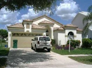 2820 Bogota Ave, Hollywood, FL 33026