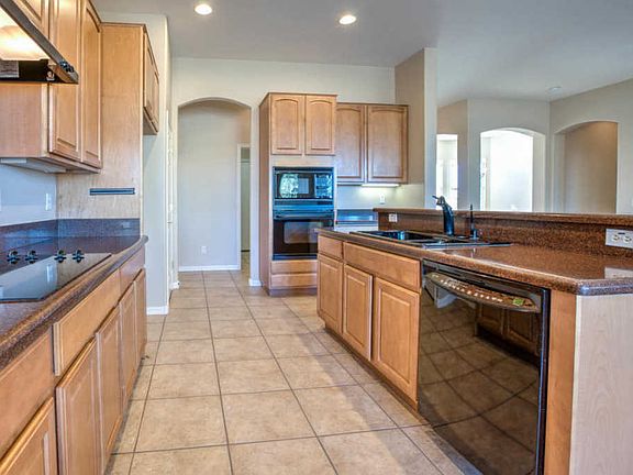 3rd image of 3020 E County Down Dr