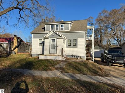 211 E Bennett Ave, Mount Pleasant, MI, 48858