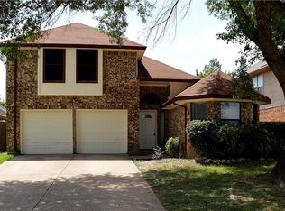 718 Bishop St, Cedar Hill, TX 75104