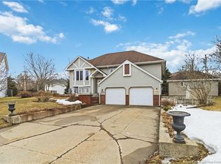 23 Flint Ct, Moncton, NB E1G2E6