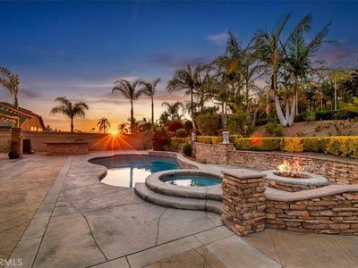 229 Oldenburg Ln, Norco, CA, 92860