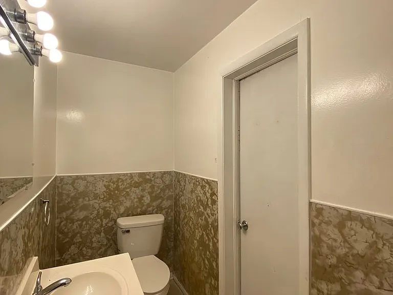 1113 Peachtree St — Photo 10