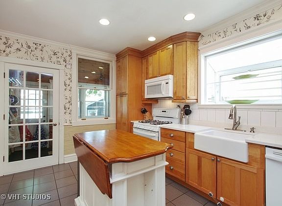5th image of 5220 N Latrobe Ave #1