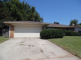 11719 Sagamore Dr, Yukon, OK 73099