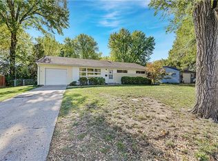 405 W 101st St, Kansas City, MO 64114