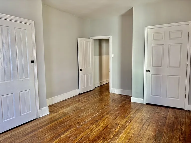 2503 Carpenter St — Photo 15