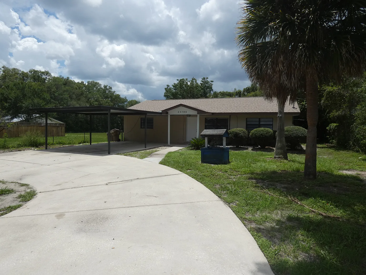 Nice 3 Bedroom 2 Bathroom Single Family Home — Photo 2