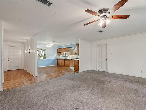 5th image of 4605 Locksford Dr
