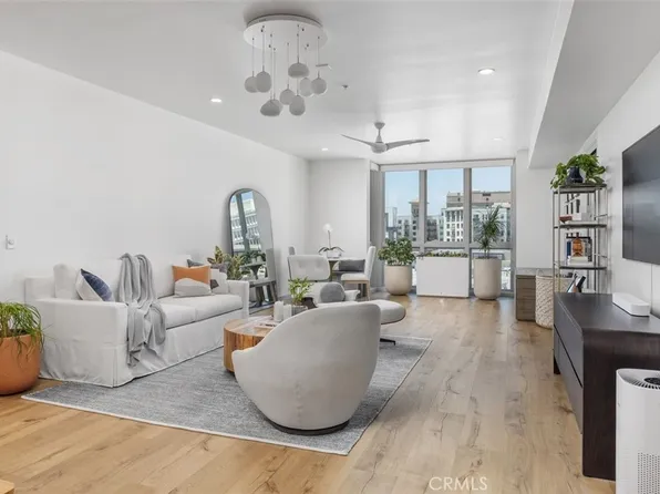 39 S Los Robles Ave Unit 5016, Pasadena, CA 91101