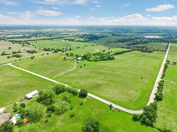 3rd image of 4754 Wickel Rd