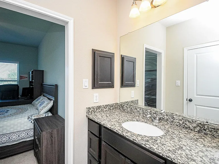 10119 Peytons Grace Ln — Photo 33