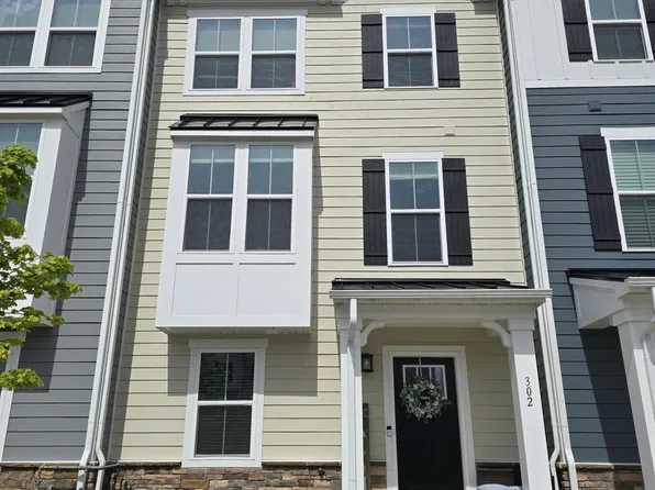 302 Fost Blvd, Moyock, NC 27958