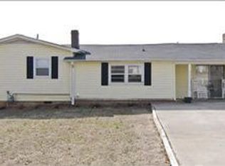 102 Esther Dr, Easley, SC 29642