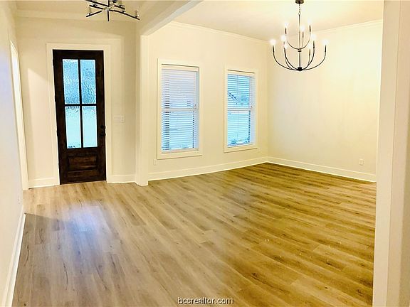 4th image of 7471 Garrison Creek Dr