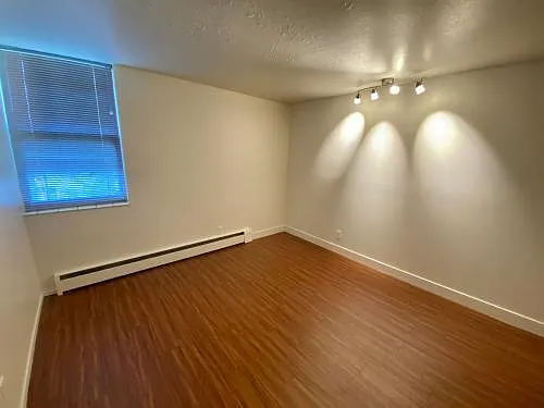 1245 E Vine St #2 — Photo 6