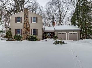 2529 Country Ln, Baldwinsville, NY 13027