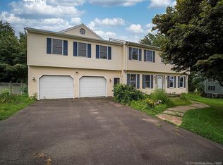47 Uconn Dr, Bristol, CT 06010