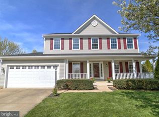 621 Wooden Bridge Dr, Purcellville, VA 20132