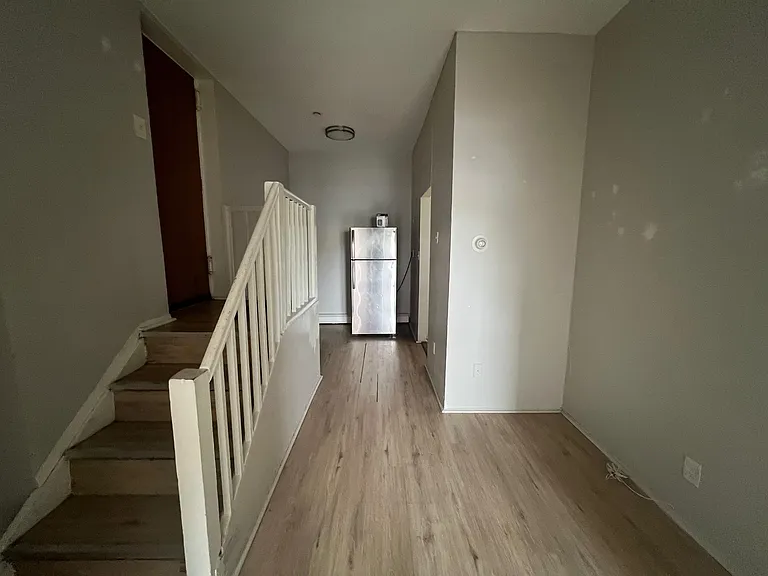205 Monticello Ave #4E — Photo 2