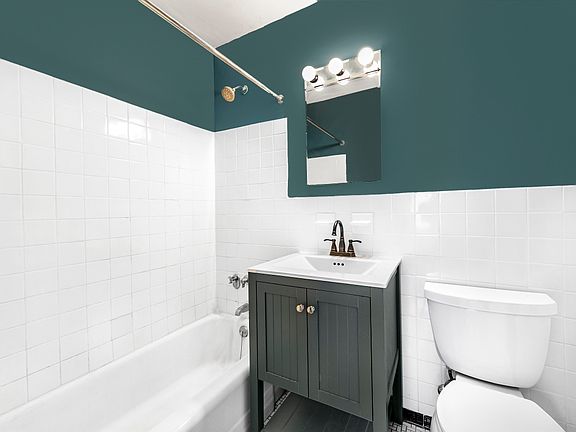 5th image of 245 E 35th St #10