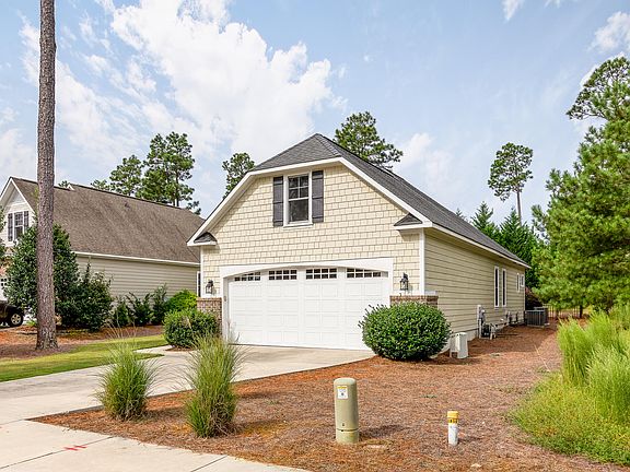 3rd image of 112 S Bracken Fern Ln