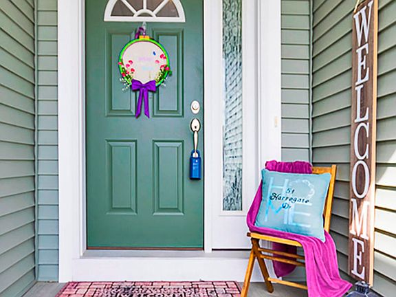 Covered entryway