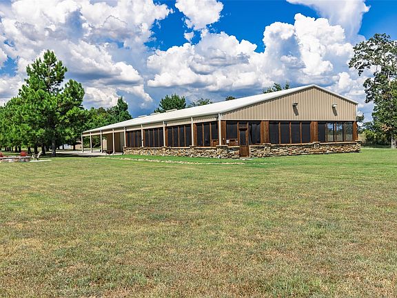 2nd image of 830 County Road 1439