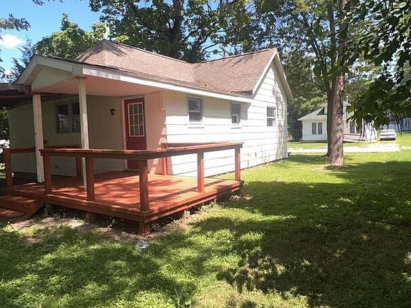 2nd image of 403 N Bryan St