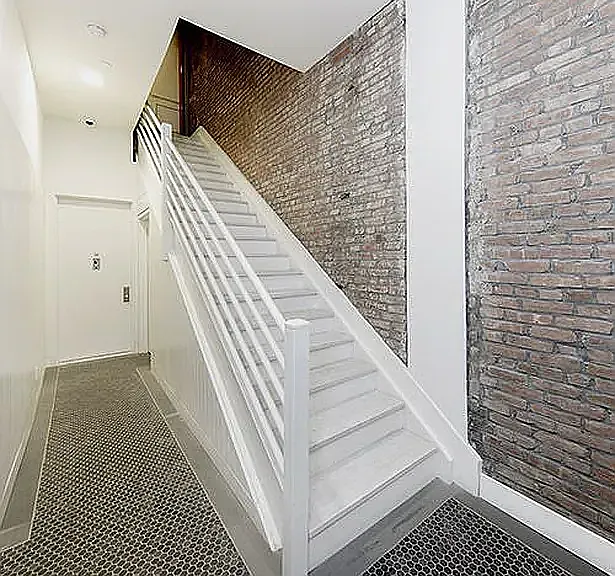 222 E 12th St #4B — Photo 10