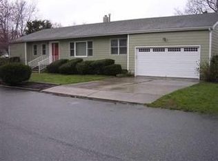 305 Columbia Ave, Cape May, NJ 08204