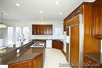 4th image of 1208 Stone Falls Way