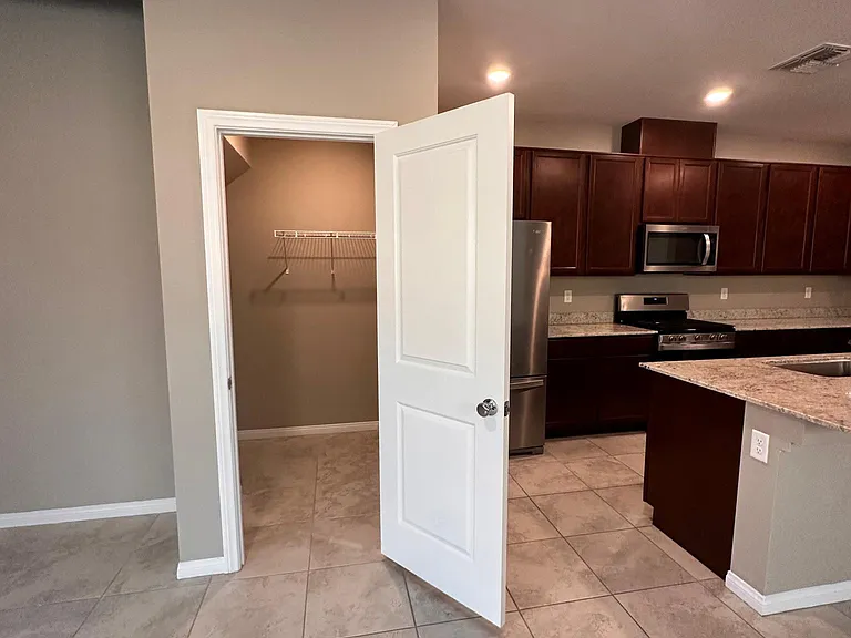 3254 Trabia Ave — Photo 12