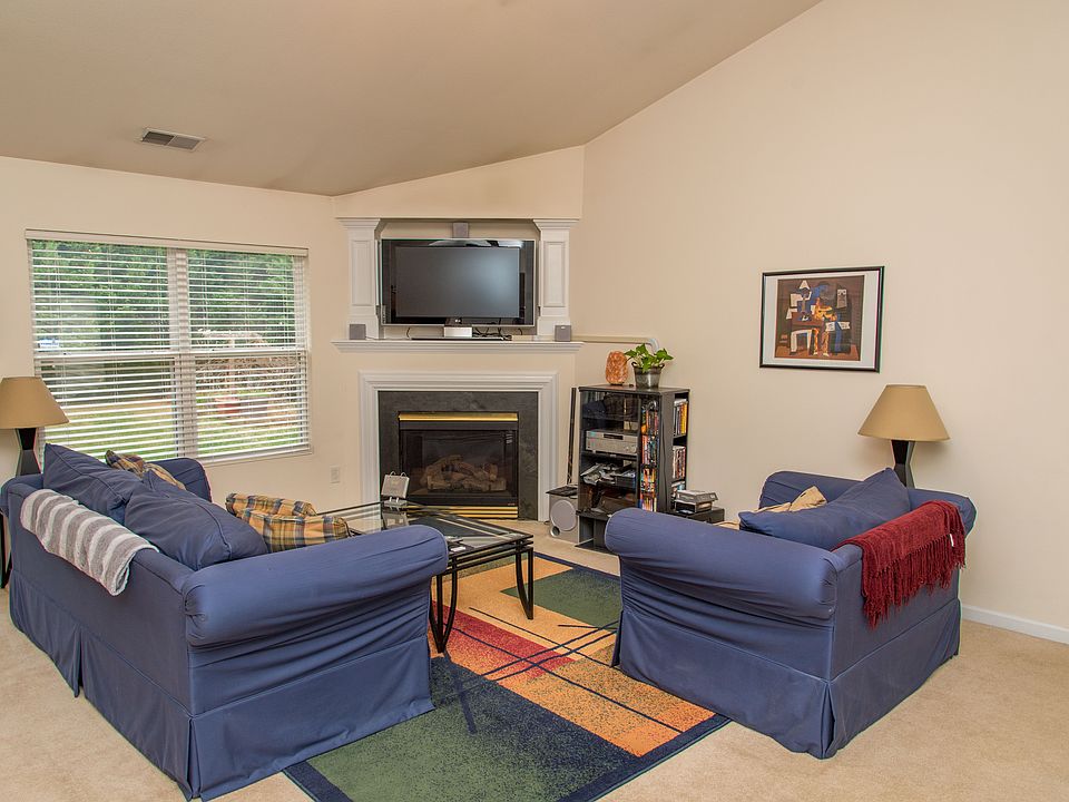 1st image of 520 Goodloe Dr
