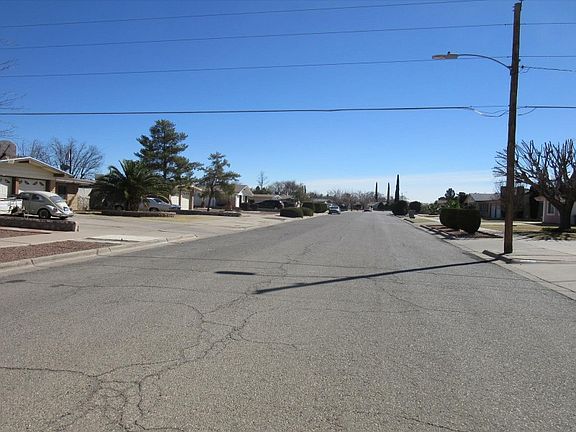 5th image of 3040 Woodall St