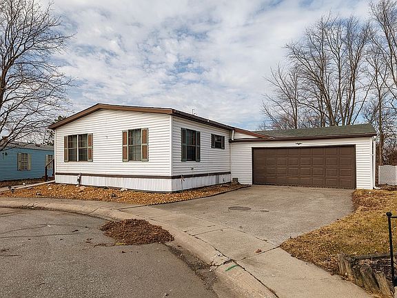 3rd image of 1350 E North St Lot 77