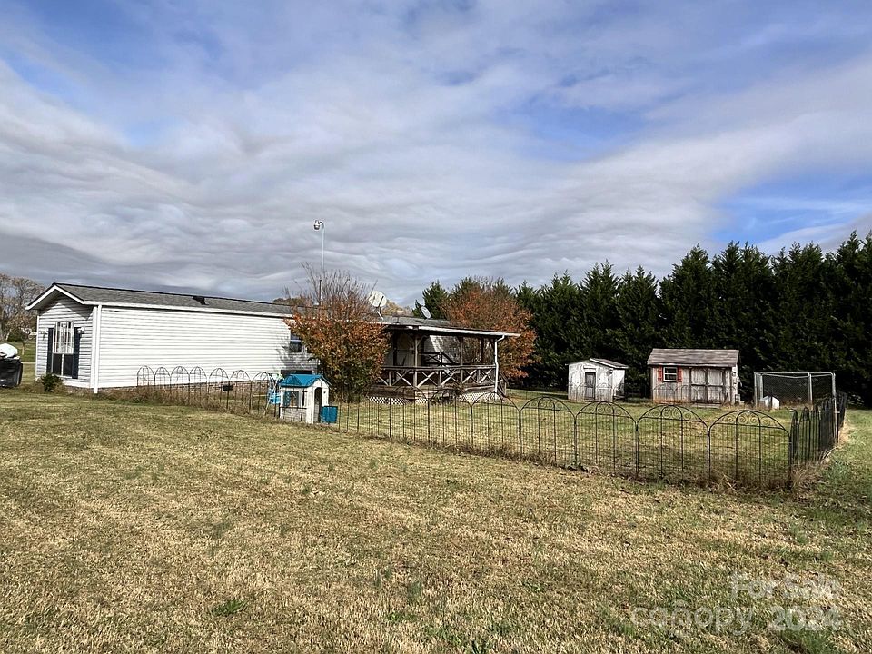 2nd image of 120 Southway Ln