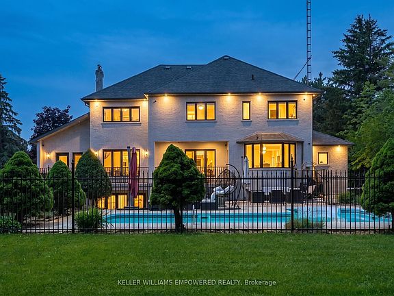 2nd image of 75 Rachelle Ct