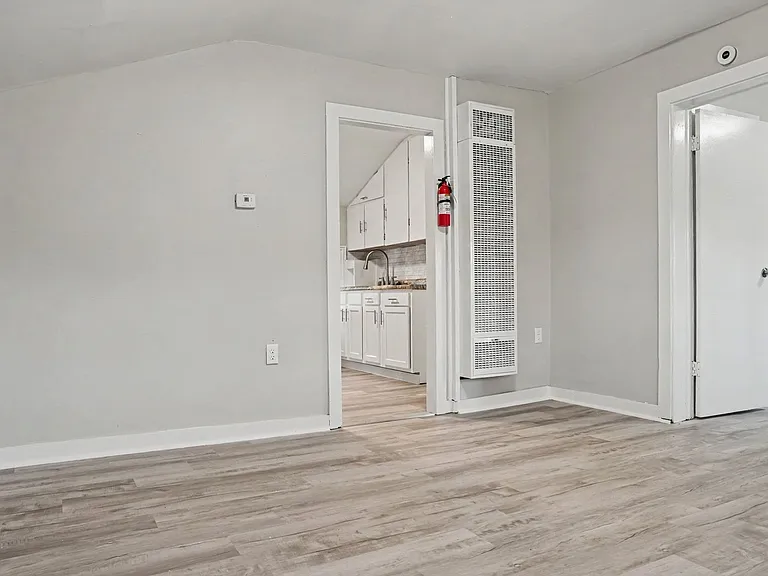 2066 River St #3 — Photo 12