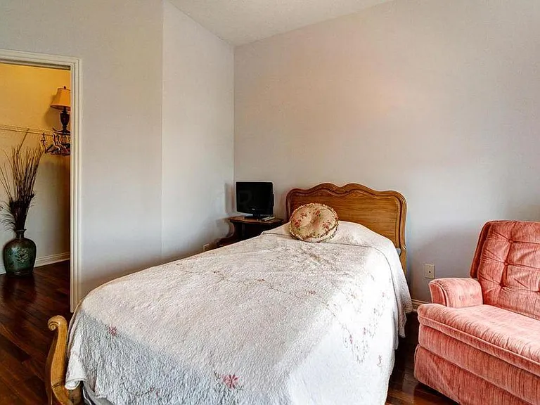6281 Chetti Dr — Photo 22