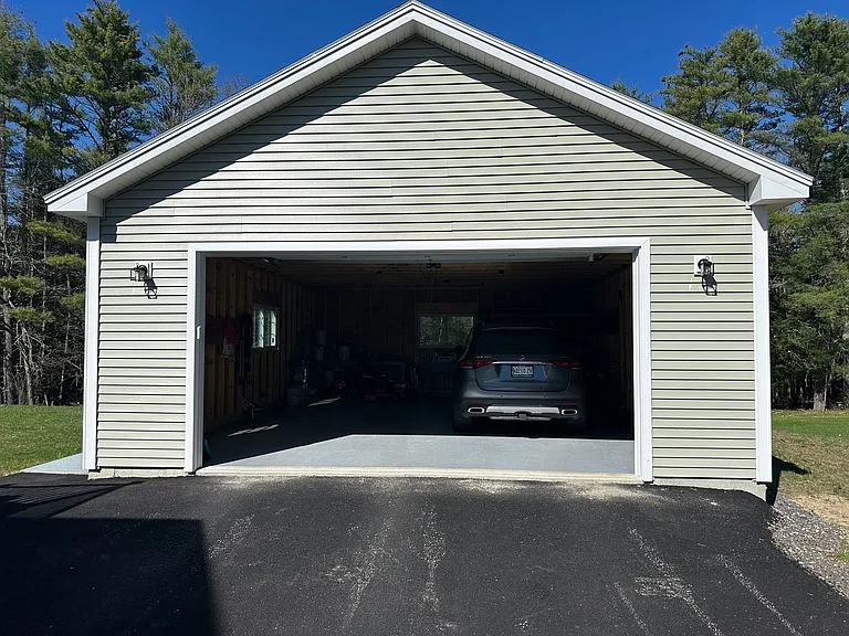 63 Webster Rd — Photo 38