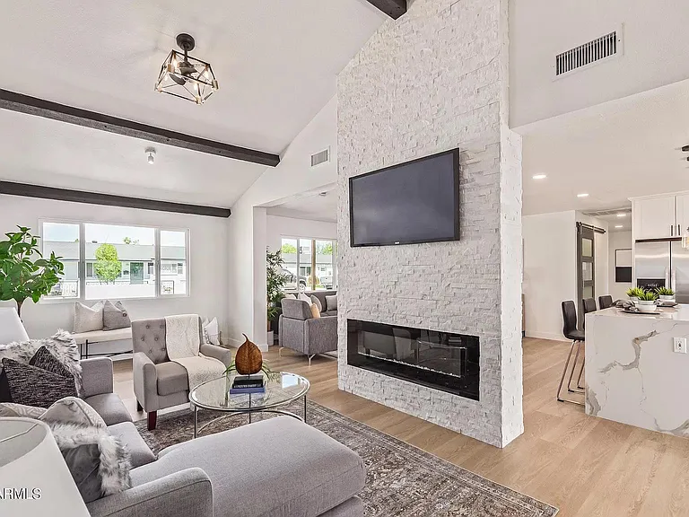 7501 E Taylor St — Photo 9