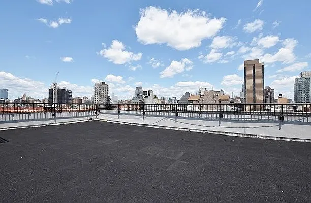 Rented by Bold New York | media 15