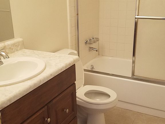 5th image of 3445 S Merry Ln