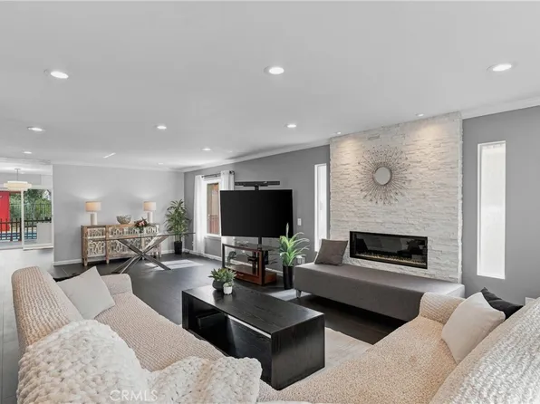 7946 Aqua Mansa Rd, San Diego, CA 92126