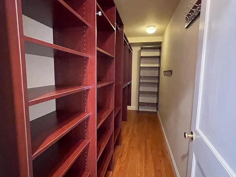 510 Monroe Rd — Photo 20